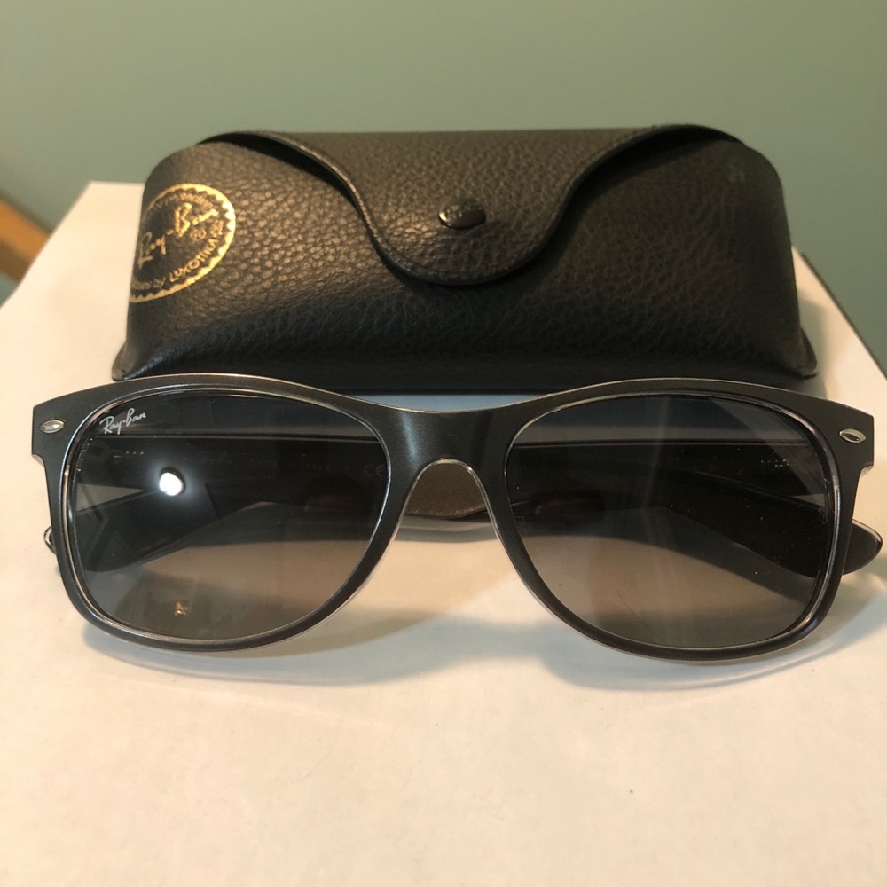 Ray-Ban New Wayfarer Sunglasses